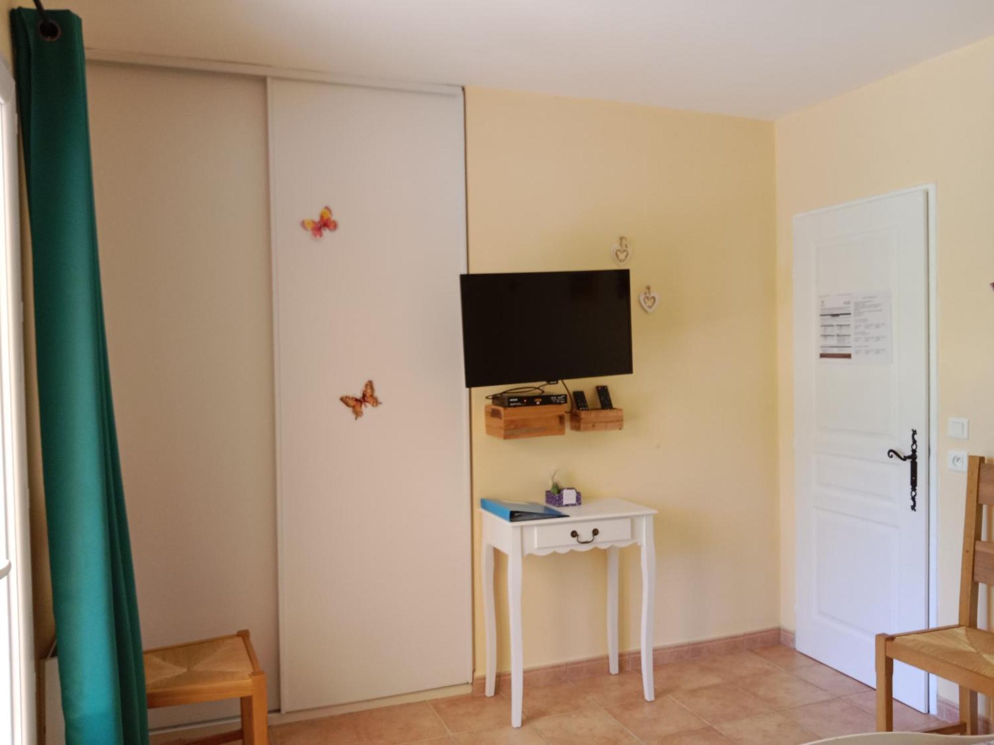 La Farigoulette Bed & Breakfast ลอร์เกส ภายนอก รูปภาพ